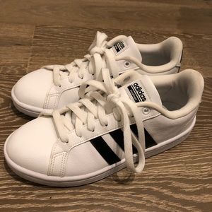 Adidas cloud foam shoes